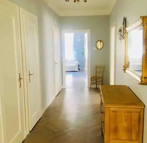 Dragon Bridge -spacious Central District - Perfect For Families And Couples شقة ليوبليانا