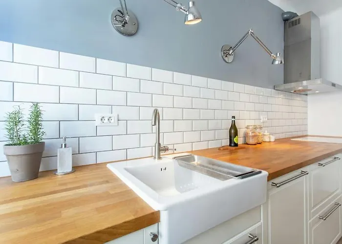 Dragon Bridge -spacious Central District - Perfect For Families And Couples شقة *