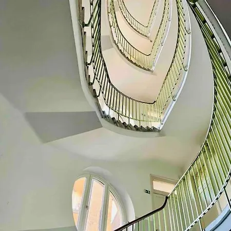 Daire Dragon Bridge -spacious Central District - Perfect For Families And Couples Ljubljana