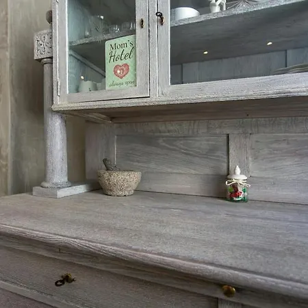 Daire Dragon Bridge -spacious Central District - Perfect For Families And Couples *