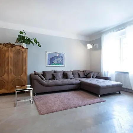 Dragon Bridge -spacious Central District - Perfect For Families And Couples Daire Ljubljana